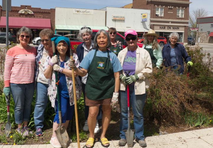Garden Club to hold plant and bake sale News
