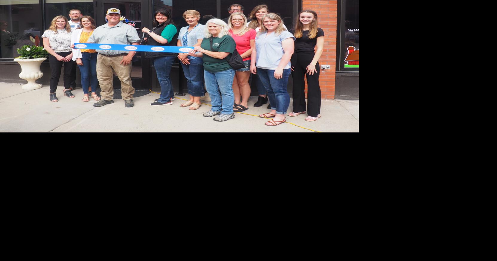 Sunlight Property Management cuts the ribbon on new location News