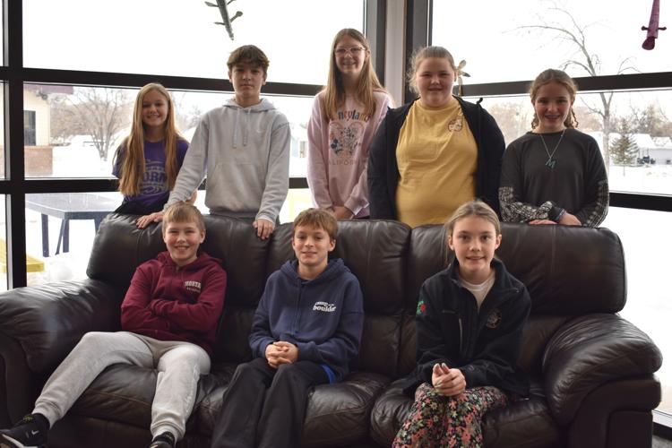 Laurel students find ways to give back to the community through ...