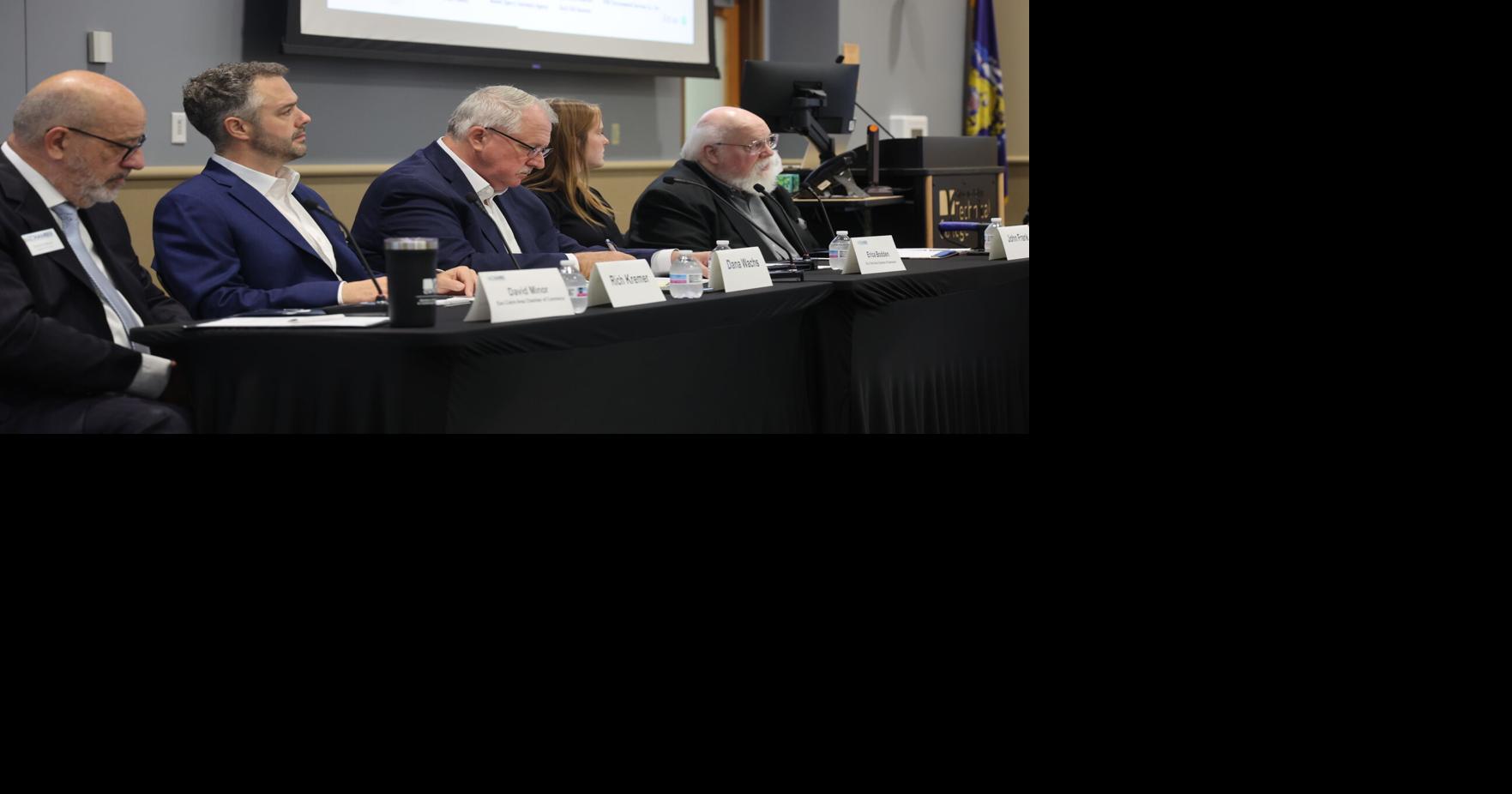 Speakers share insight on governors race at Eau Claire Area Chamber panel