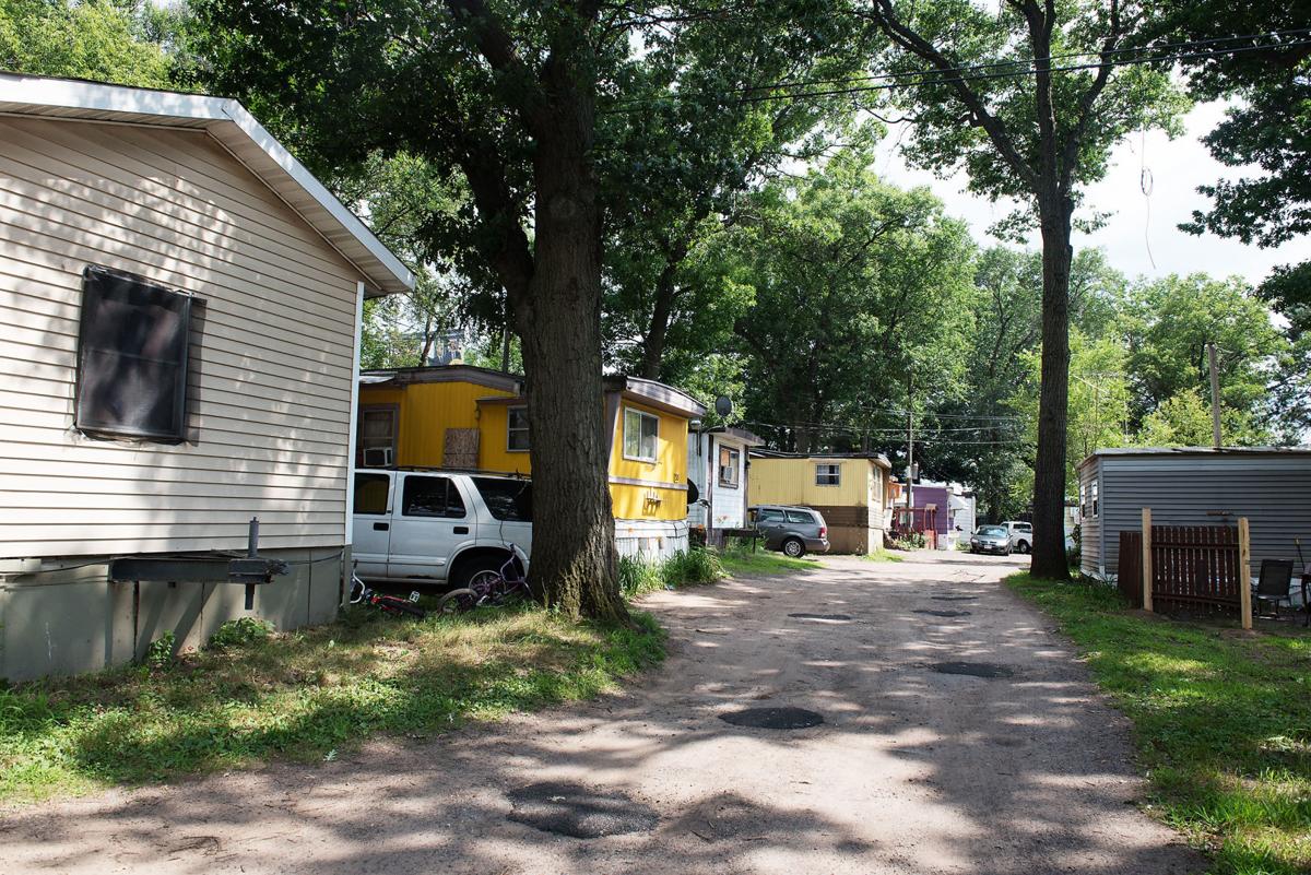 City S Plan To Remove 5 Vacant Mobile Homes Creates Concern It