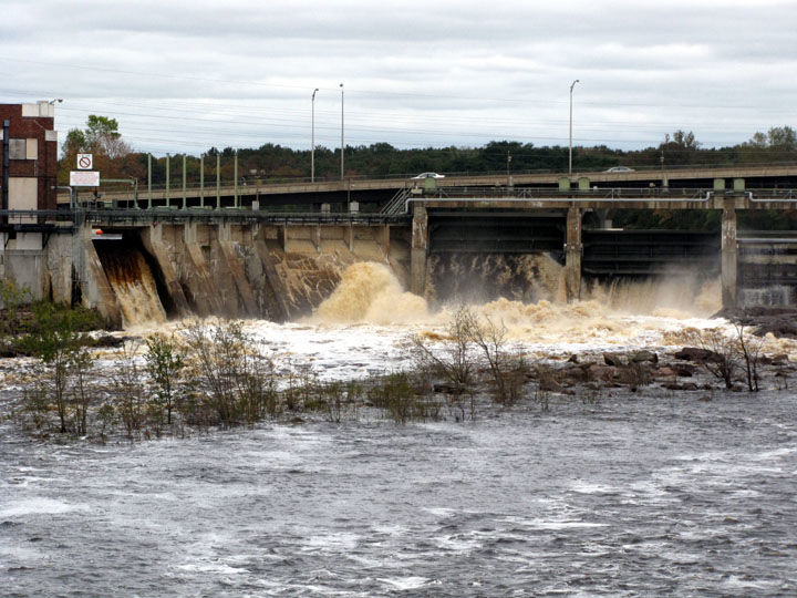 Rains drive Xcel Energy dams surge in energy production Front