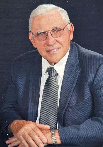 Dr. Daniel Winger | Obituaries | leadertelegram.com