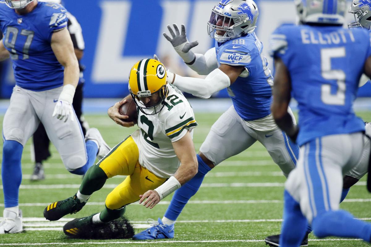 Rodgers, NFL players urge league to nix turf, go with grass | Sports |  leadertelegram.com
