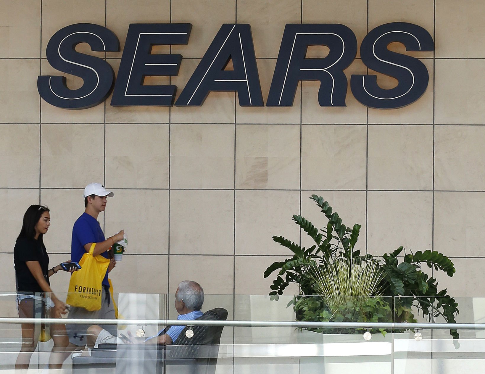 Eau Claire Sears spared 63 other stores closing Daily Updates