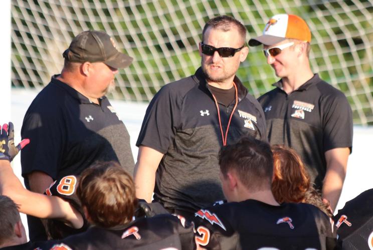 photo-gallery-osseo-fairchild-at-altoona-football-sports