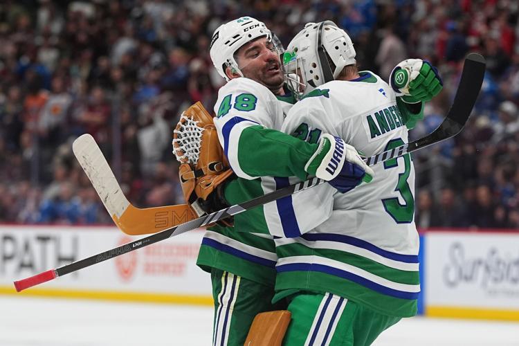 Bokira qizlar uchun jinsiy aloqa darsi Saunada jinsiy aloqa qilish