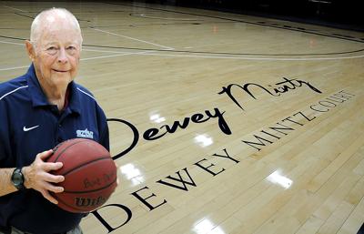 Life Story Mintz Was A Uw Stout Icon Sports Leadertelegram Com