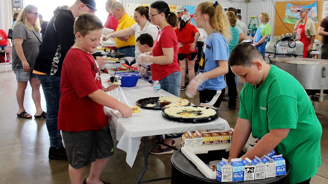 Plan And Plan To Postpone Dairy Breakfasts Up In The Air Amid Pandemic Country Updates Leadertelegram Com Wisconsin Dairy Breakfast Schedule 2022
