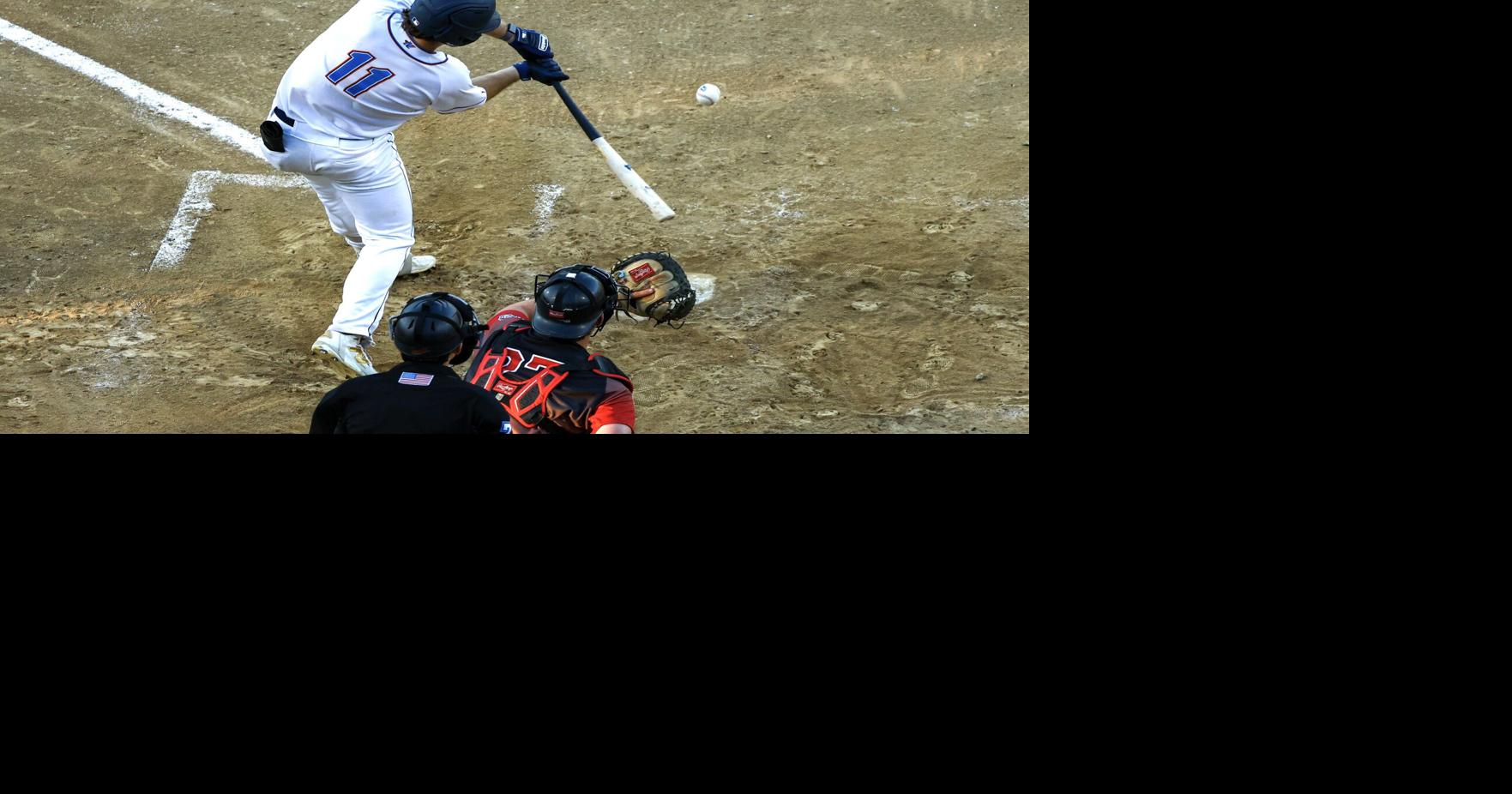 Red-hot Express power past Mud Puppies