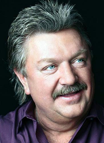 Coronavirus: Country singer Joe Diffie dies of COVID-19 complications