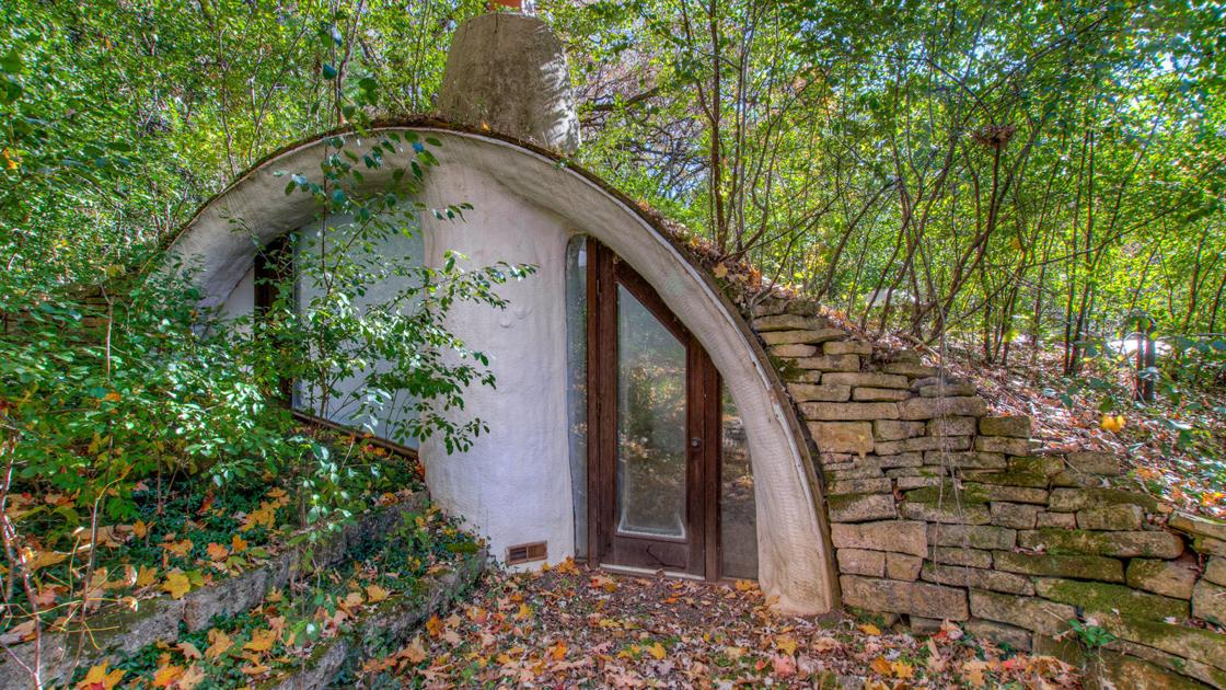 Futuristic Earth Sheltered Home In River Falls Is 70s Blast From The Past Home And Garden Leadertelegram Com