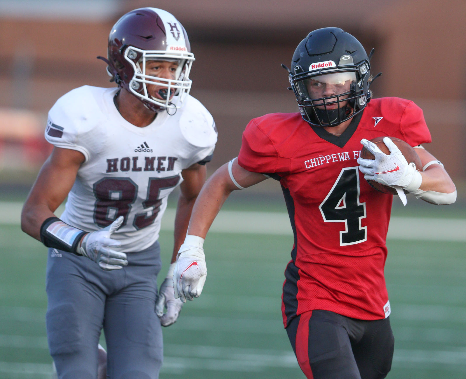 Photo gallery Holmen at Chippewa Falls football Sports