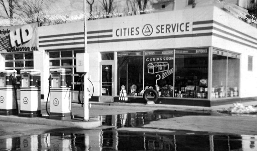 Repeating the past Rural Chippewa Falls man builds replica of service