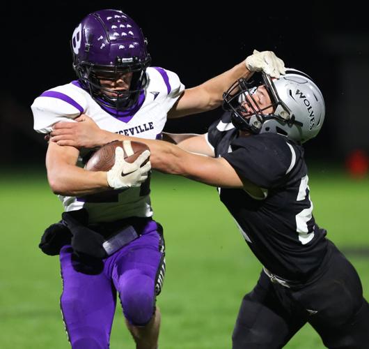 Photo gallery Boyceville at Elmwood/Plum City football Sports