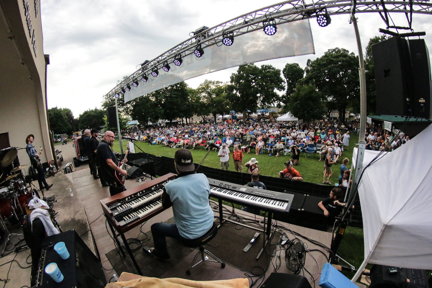 Blues on the Chippewa takes over