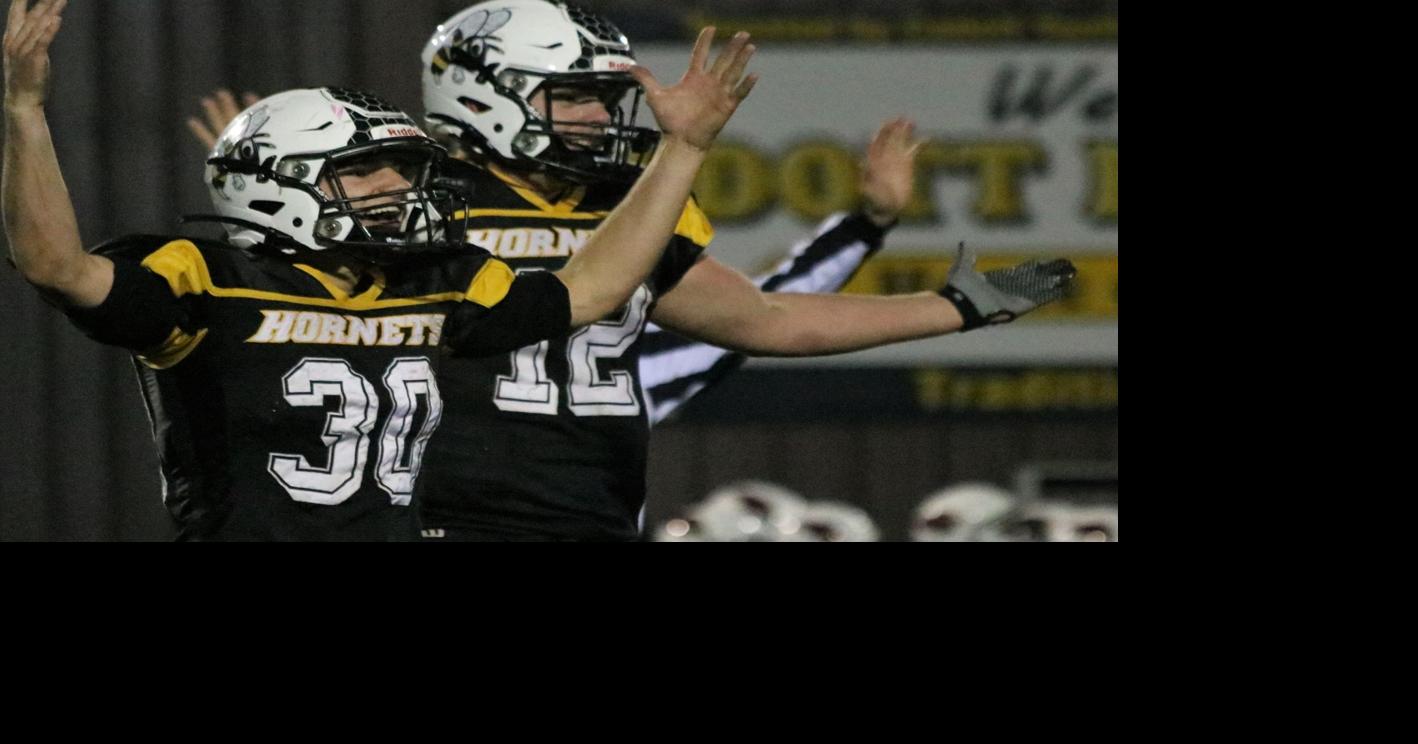 Prep football Cadott stuns Spring Valley to clinch 1st playoff berth