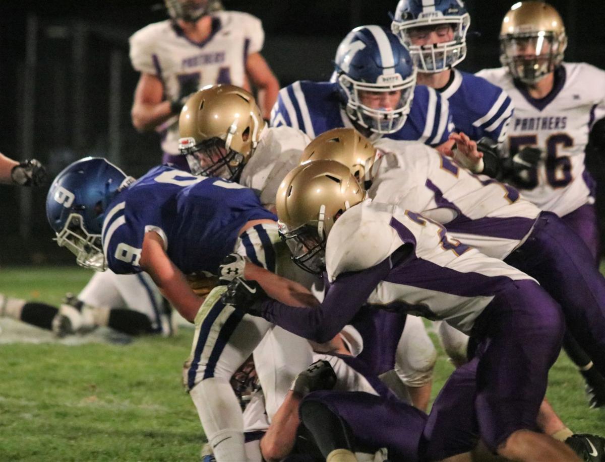 Photo gallery Durand at Mondovi football Sports