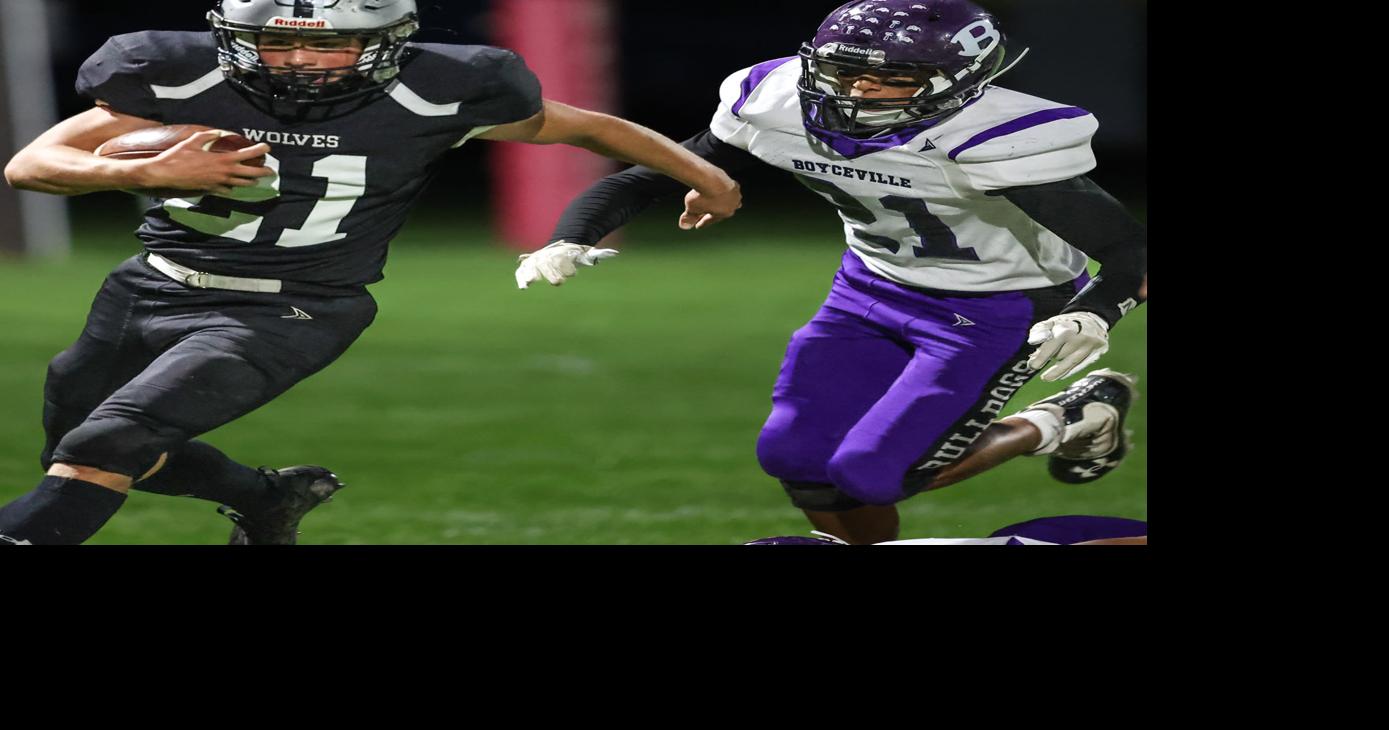 Prep football Asher's late score lifts Elmwood/Plum City over