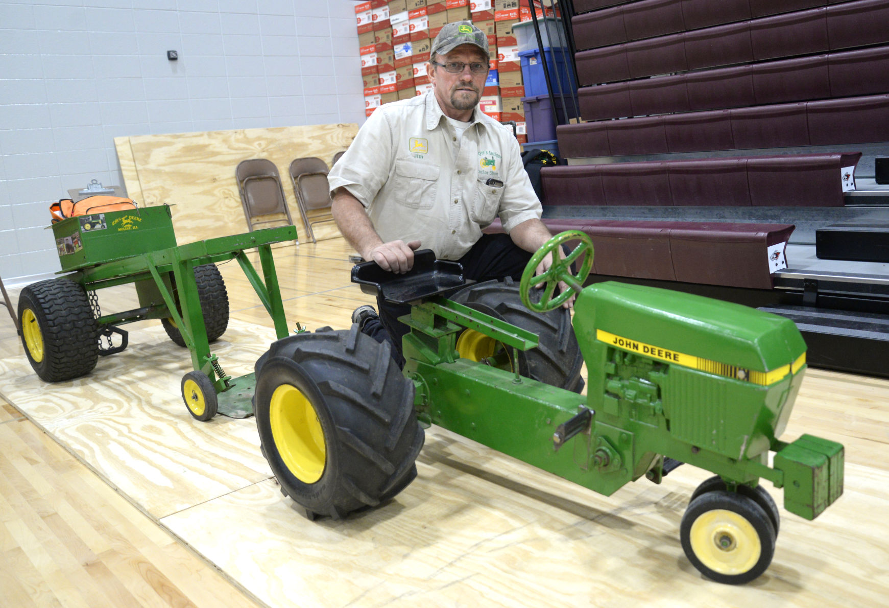 toy pulling tractors for sale