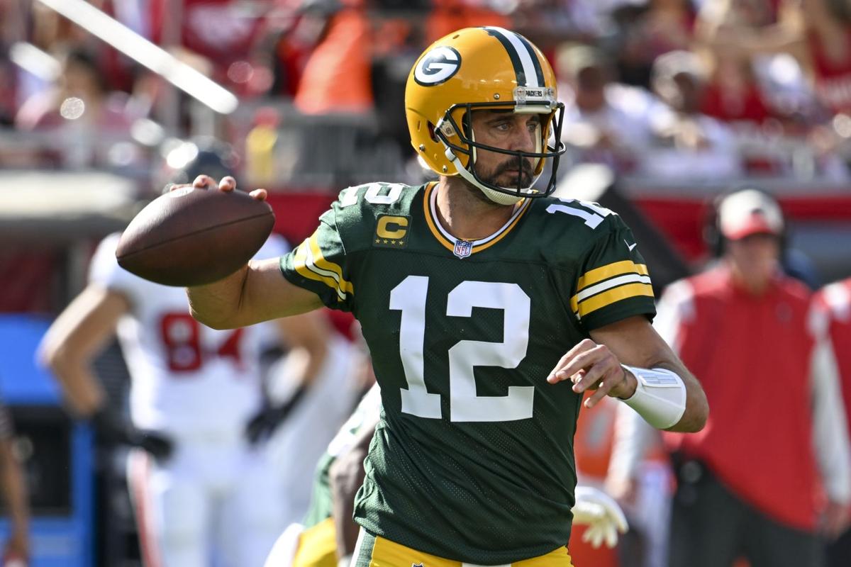 Pats' visit to Lambeau offers rare Rodgers-Belichick matchup ...