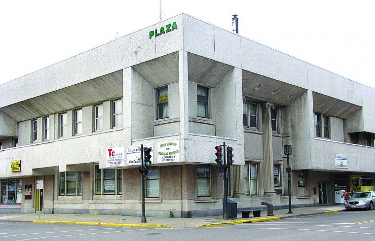 Chippewa Falls working on deal for old bank Local Briefs