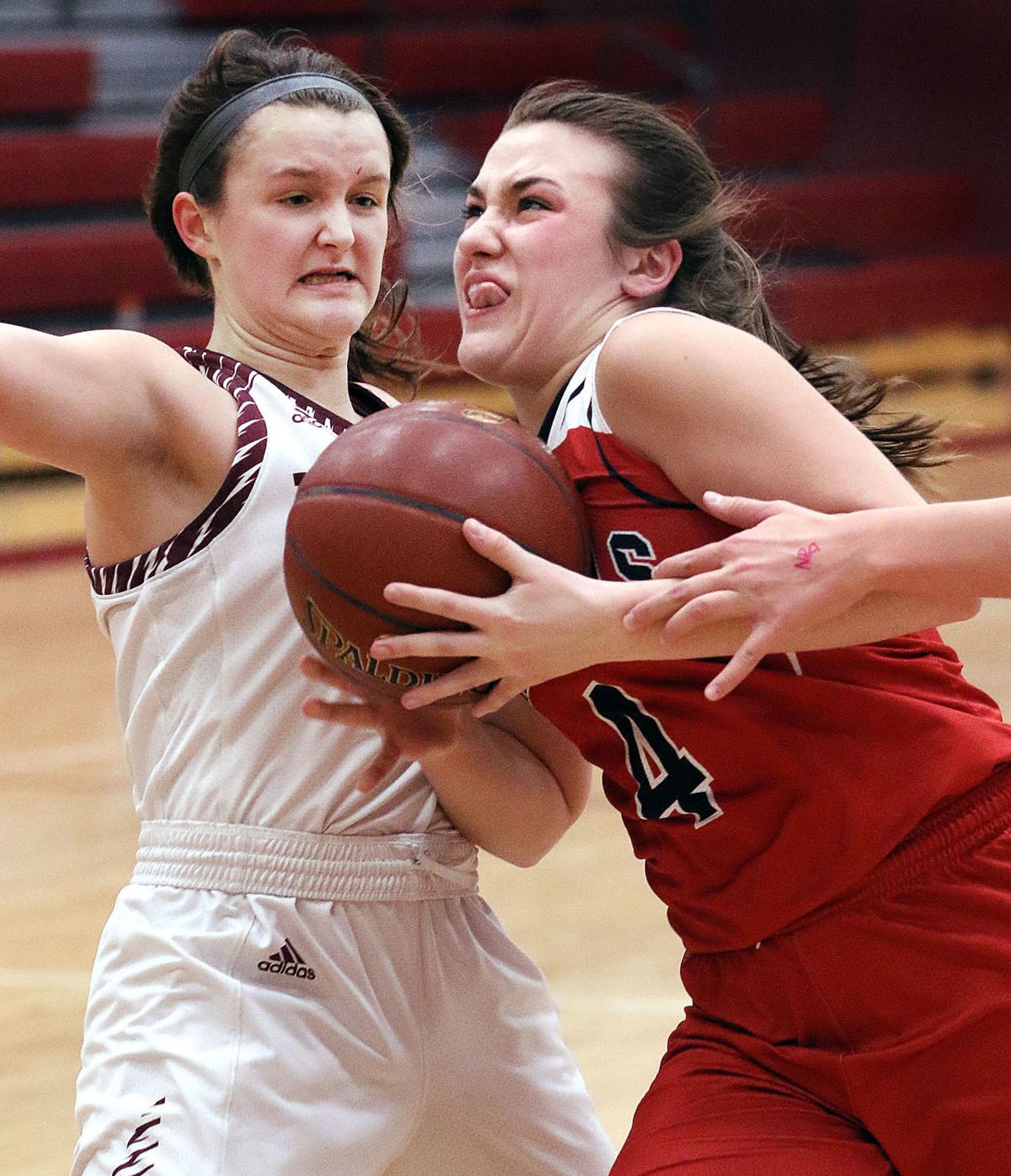 Girls Basketball Chippewa Falls Tops Menomonie To Clinch Share Of