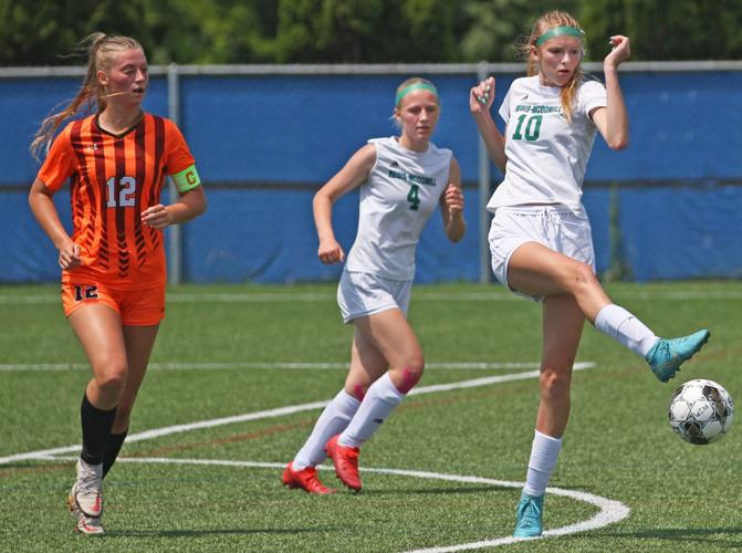 Maya Ridenour Regis/McDonell bows out in girls soccer semifinals as Hoffman coaches ...