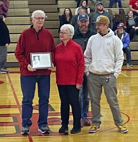 Former baseball head coach Beckwith inducted into Chippewa Falls