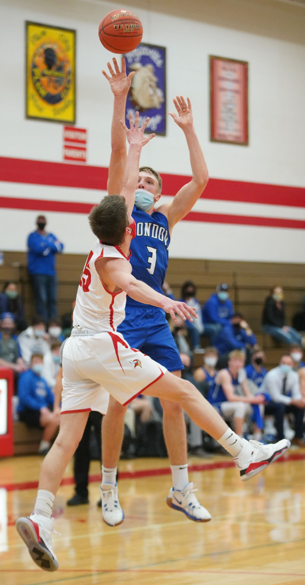 Photo gallery Mondovi at Colfax boys basketball Sports