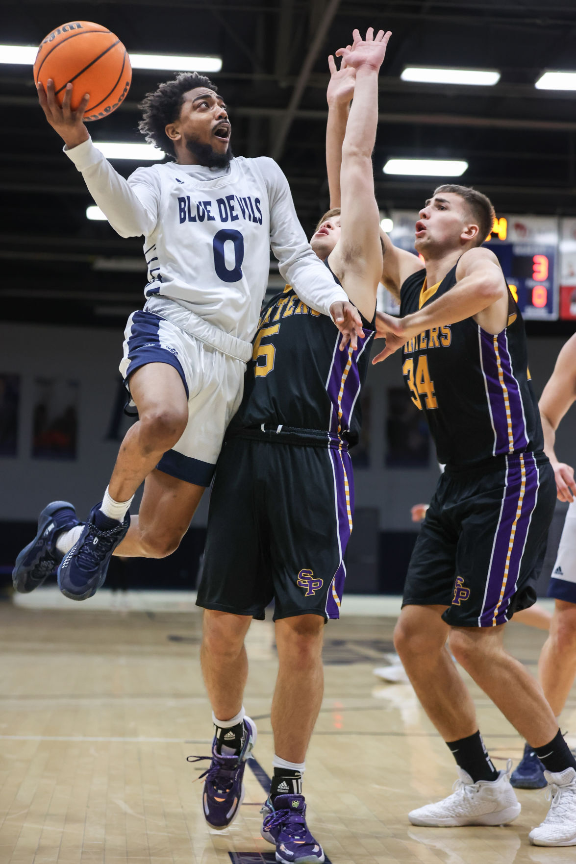 WIAC basketball roundup 2 2 UW Stout men earn elusive sweep of