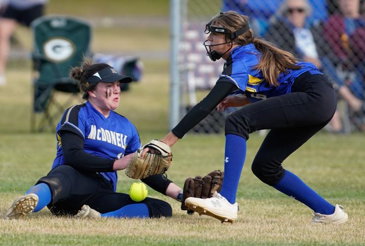 Photo gallery Thorp at McDonell softball Sports