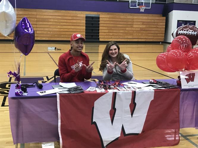 Prep football Memorial's Crawford officially signs with Wisconsin