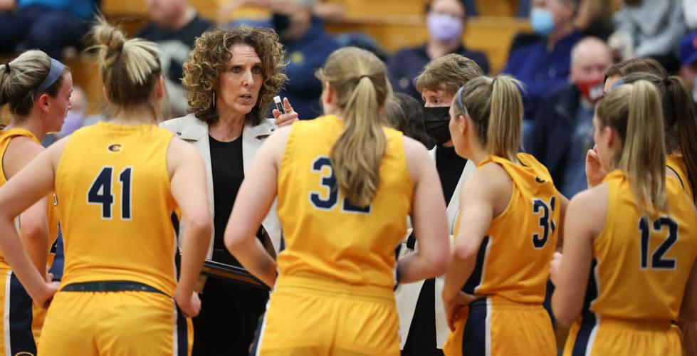 Women's college basketball UWEau Claire persevering through steady