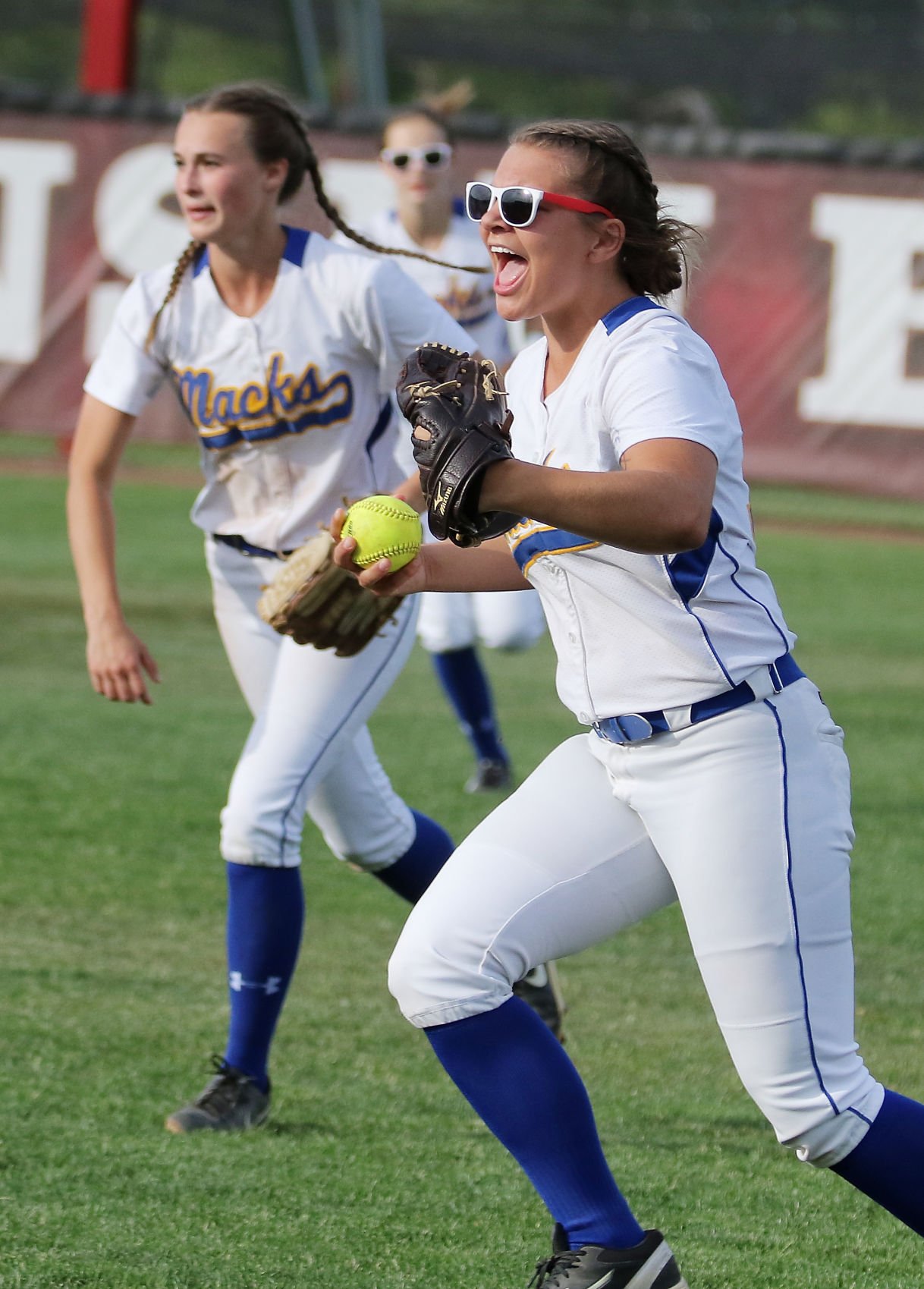 State Softball: McDonell Advances To D5 Title Game | Sports ...