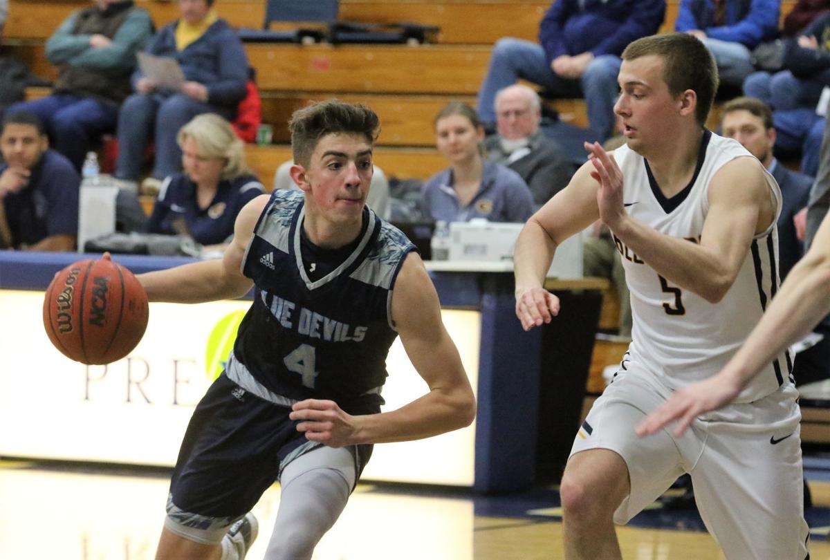 Men S College Basketball Lake Taking Lessons From Year 1 At Uw