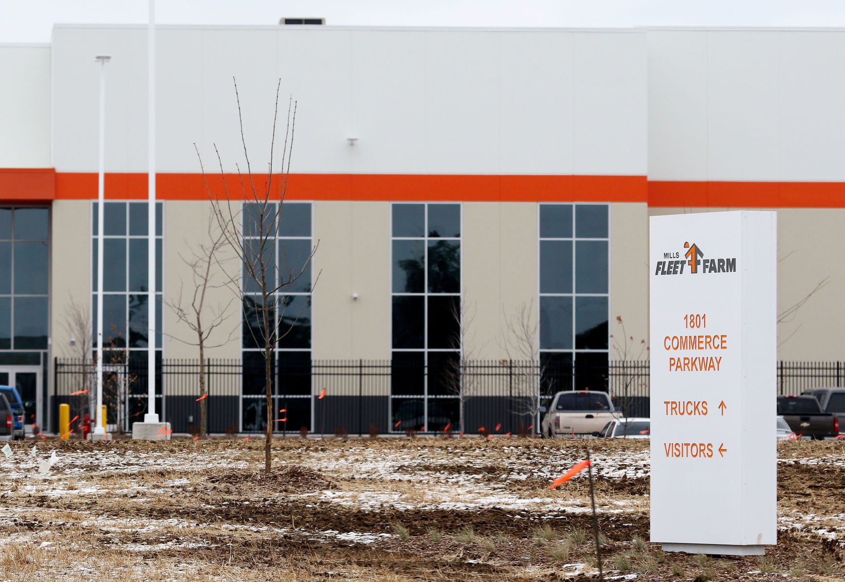 Mills Fleet Farm distribution center opening on fast track in