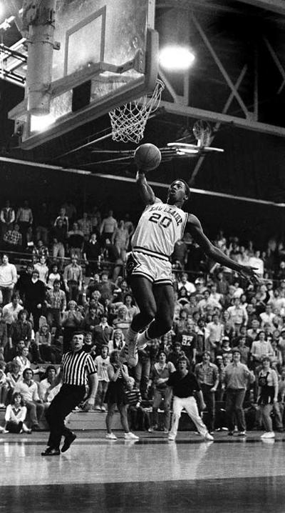 Blugolds Great Carr Returning To Zorn Arena Local Colleges Leadertelegram Com Poslednie tvity ot tony zorn (@tony_zorn). blugolds great carr returning to zorn