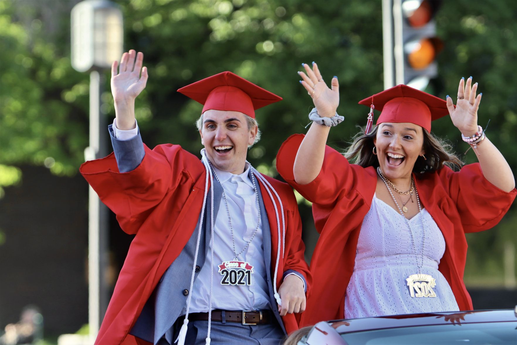 Chi Hi graduates celebrate with parade Local News