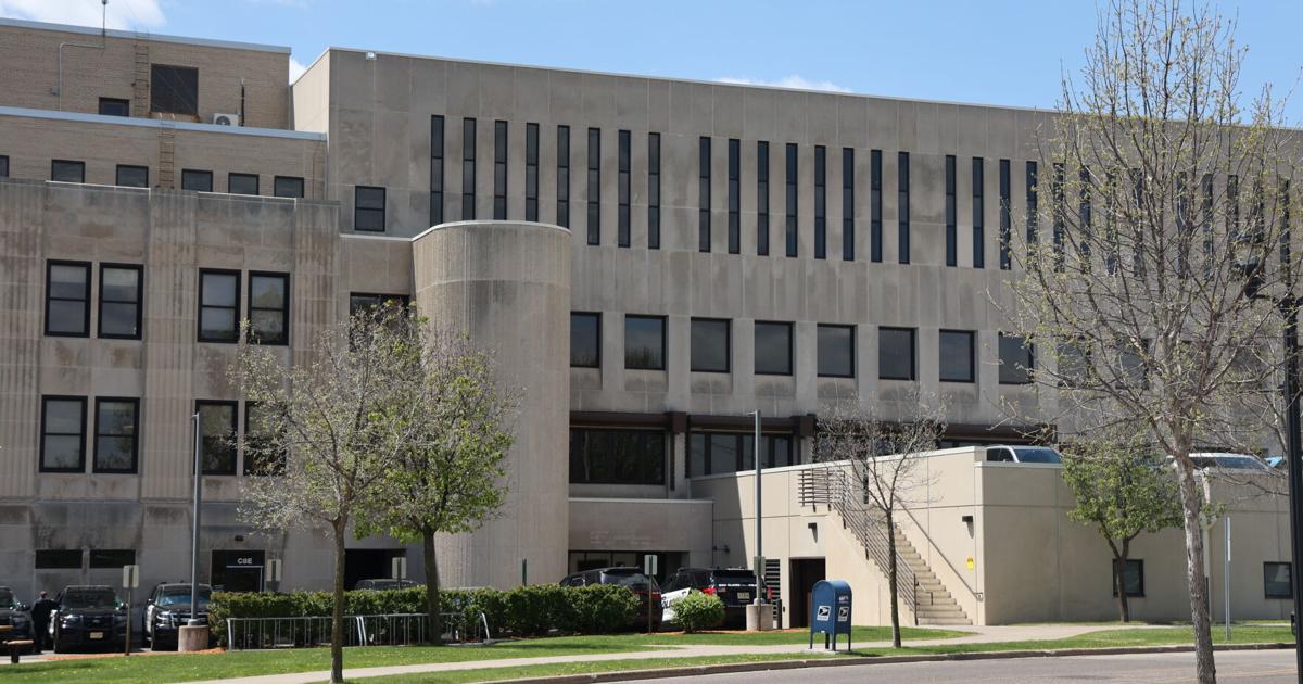Ecdp Springfield ECPD highlights efforts to narrow officer staffing gaps | News ...