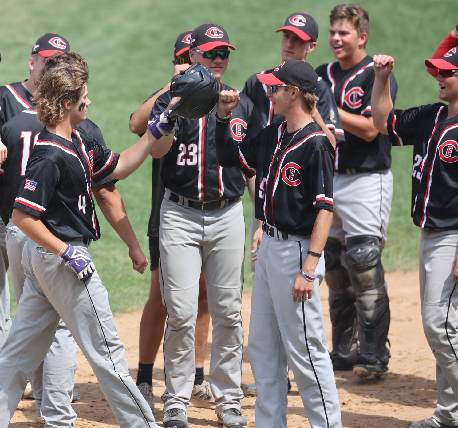 Photo gallery Eau Claire Pizza Hut Post 53 vs. Chippewa Falls