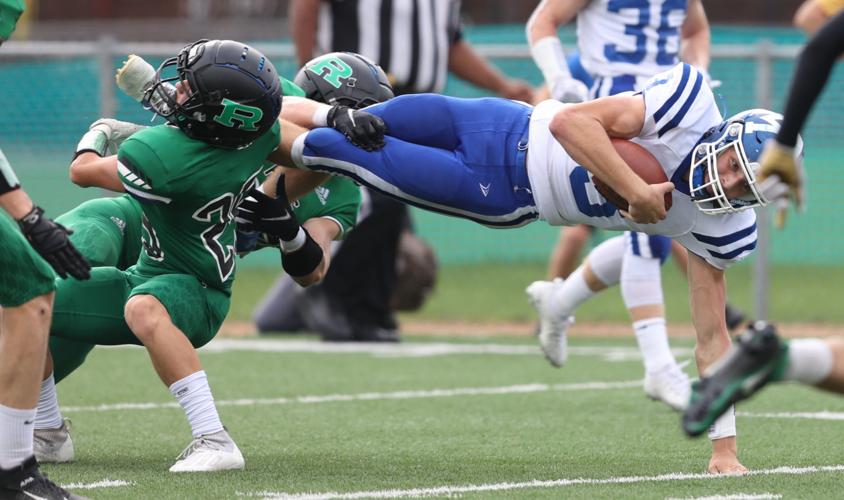 Photo gallery Mondovi at Regis football Sports