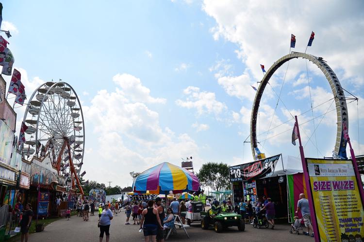 It’s a gas Antique engines, weather both get raves at Chippewa Falls