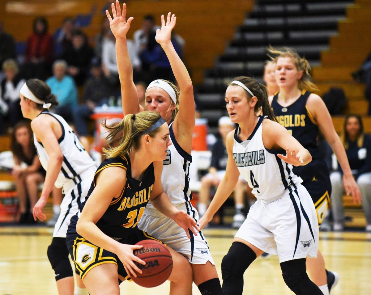 Women S Basketball Uw Stout Women S Basketball Earns Rare Sweep