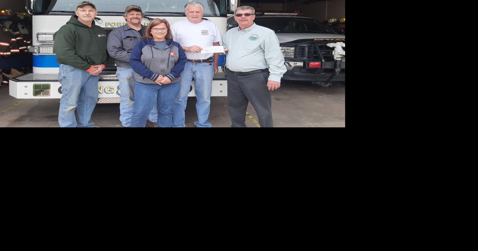 Manor Township makes donation to Ford Cliff Volunteer Fire Co. News