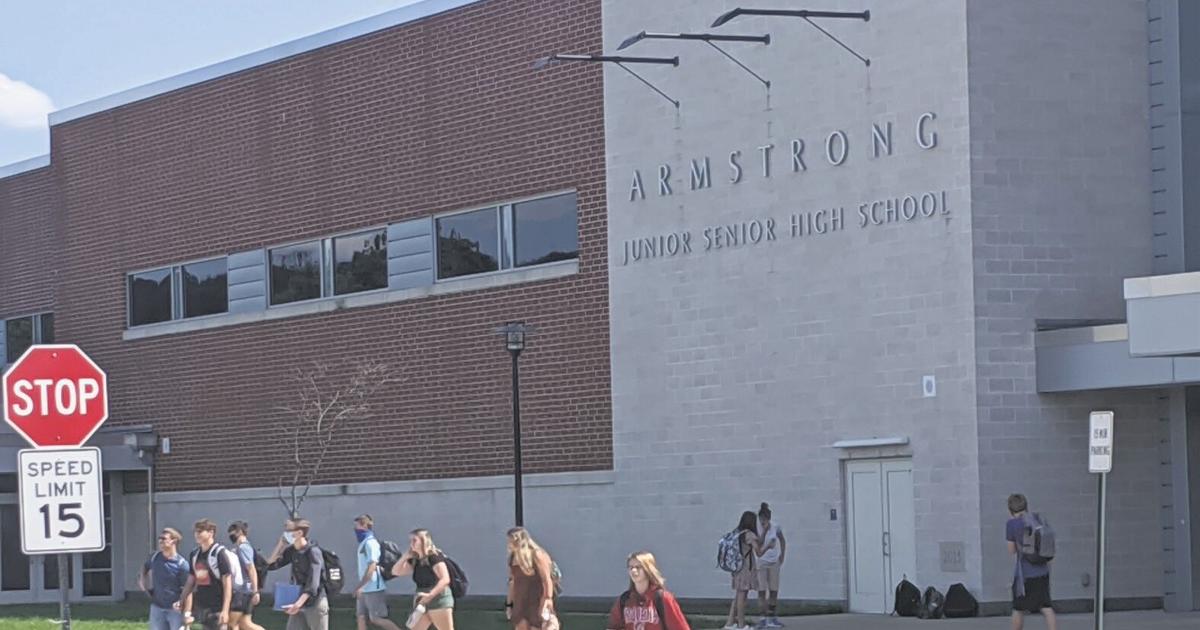 Armstrong JuniorSenior High School completes first day of school