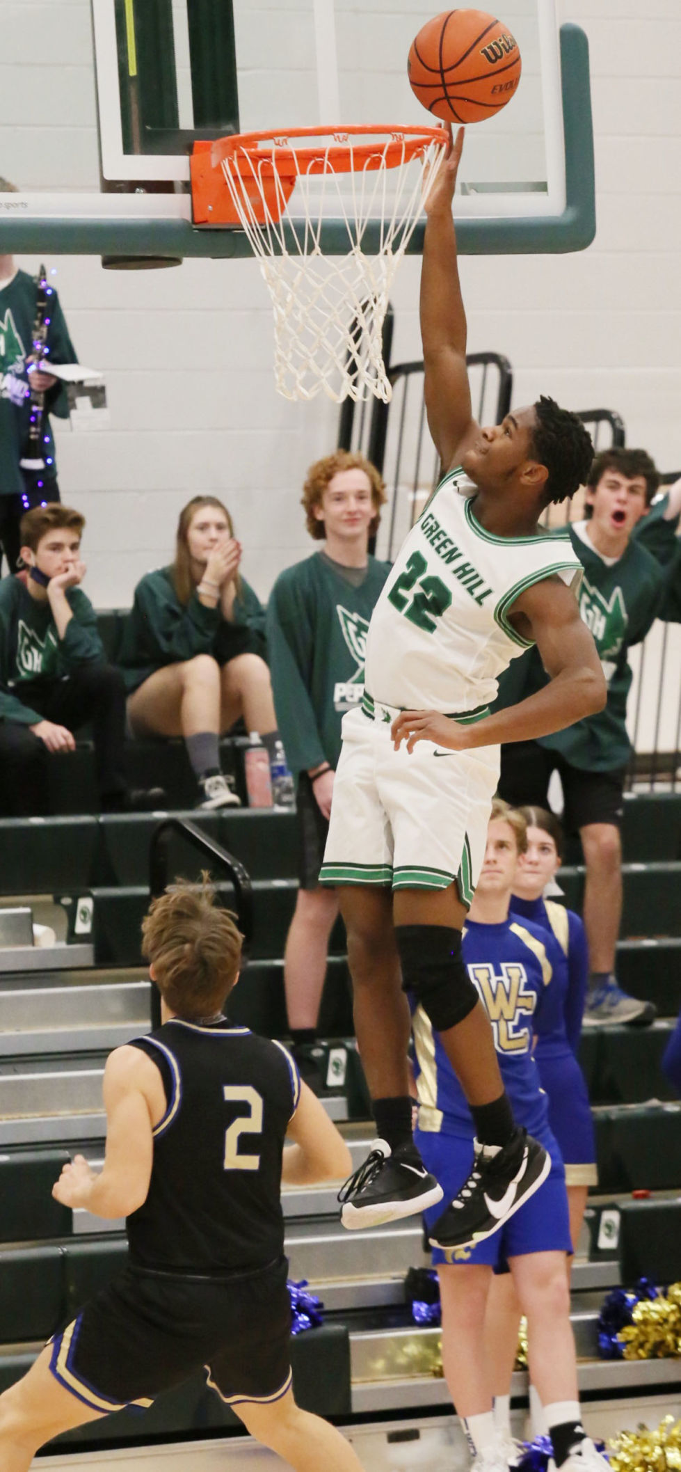 Hawks seize control of Wildcats in second quarter - Vimarsana News