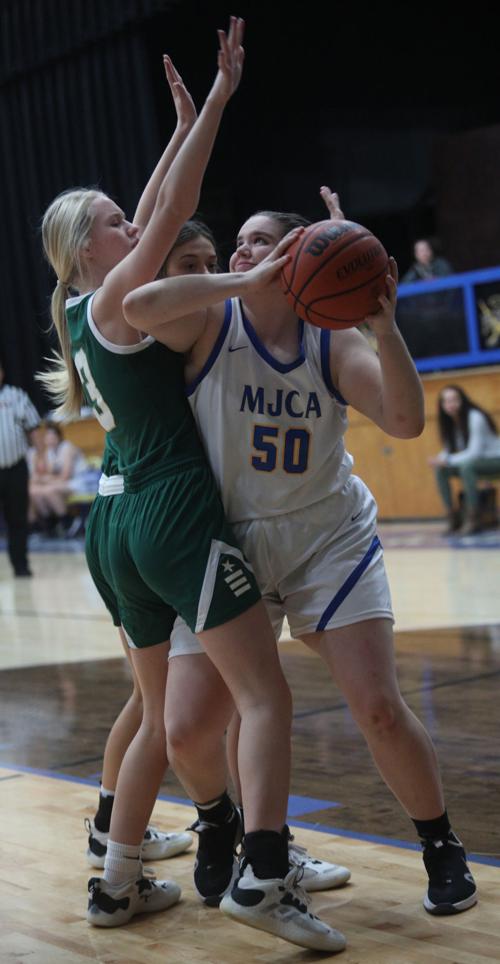 Lady Commanders crush MJCA