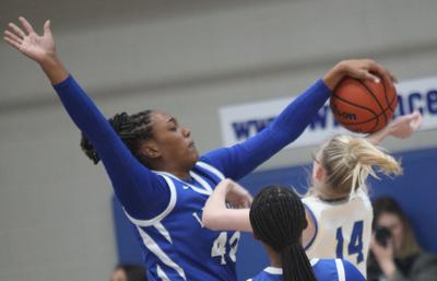 Lebanon holds off feisty Lady Wildcats in inaugural 9-4A game