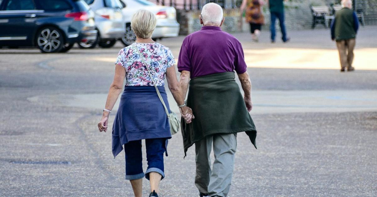 Research finds this can help older adults stay healthier
